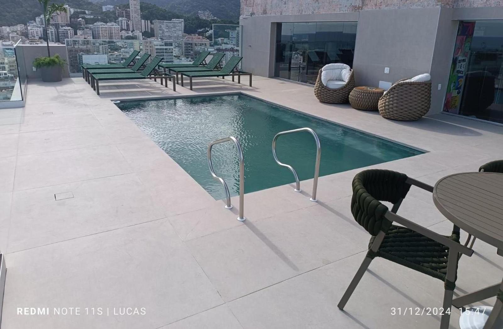 Apartamento Varanda Vista Mar, Montanha E Piscina